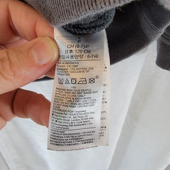 Gap Kids 6-7 Disney Gray Mickey Mouse Sweatshirt Hoodie Retro Pullover - Picture 5 of 6